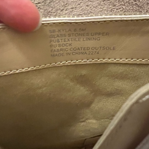 Betsey Johnson Kyla Bootie ✨ - Picture 6 of 8